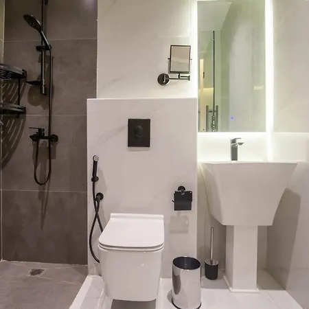 شقة انيقة وفاخرة بحي العليا Elegant And Luxurious Apartment Al-Olaya Riyadh Exterior photo
